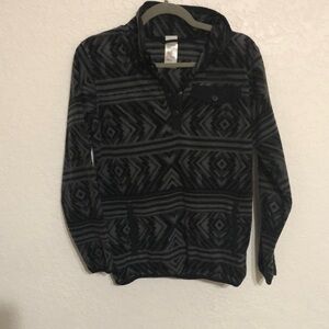 Cinch Women’s Black and Gray Patterned Pullover